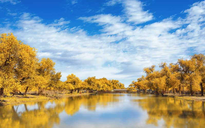Top 10 Places to Visit in October in China